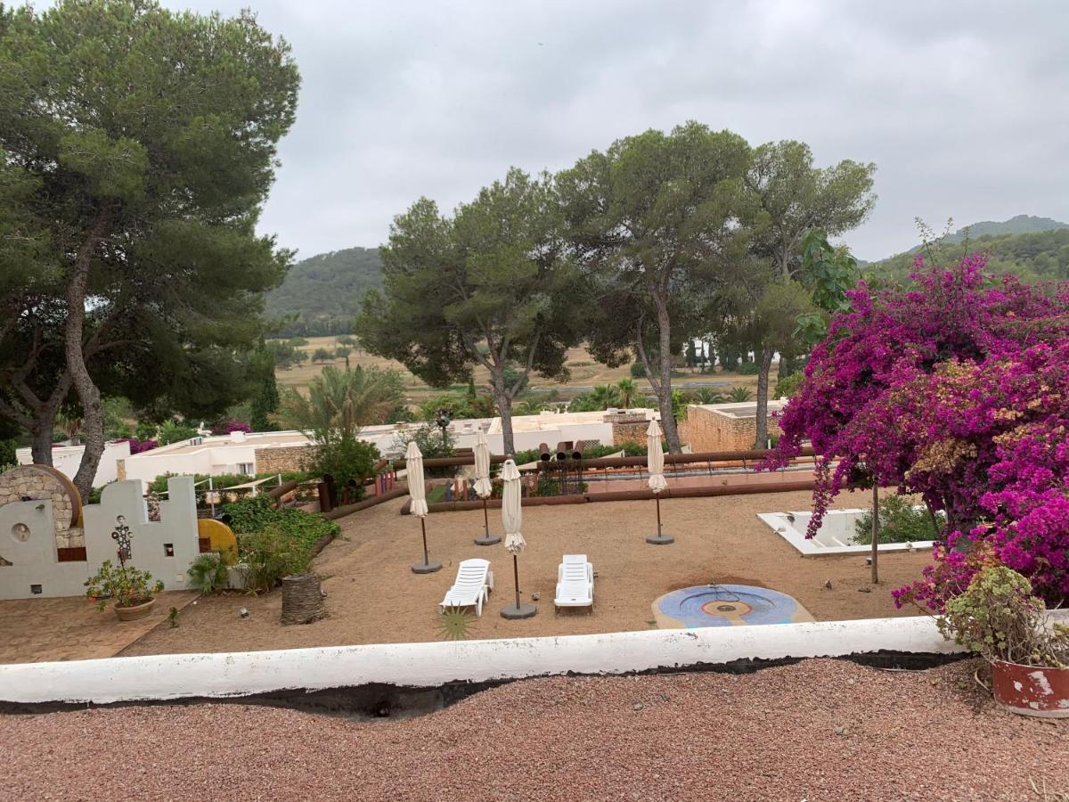 Ibiza Paradise Bed & Breakfast Santa Eularia des Riu Dış mekan fotoğraf