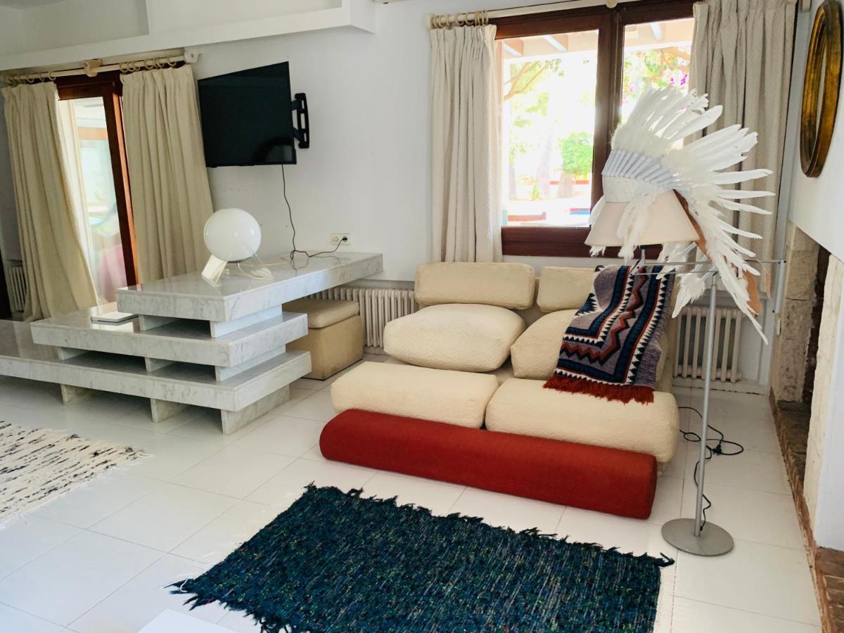 Ibiza Paradise Bed & Breakfast Santa Eularia des Riu Dış mekan fotoğraf